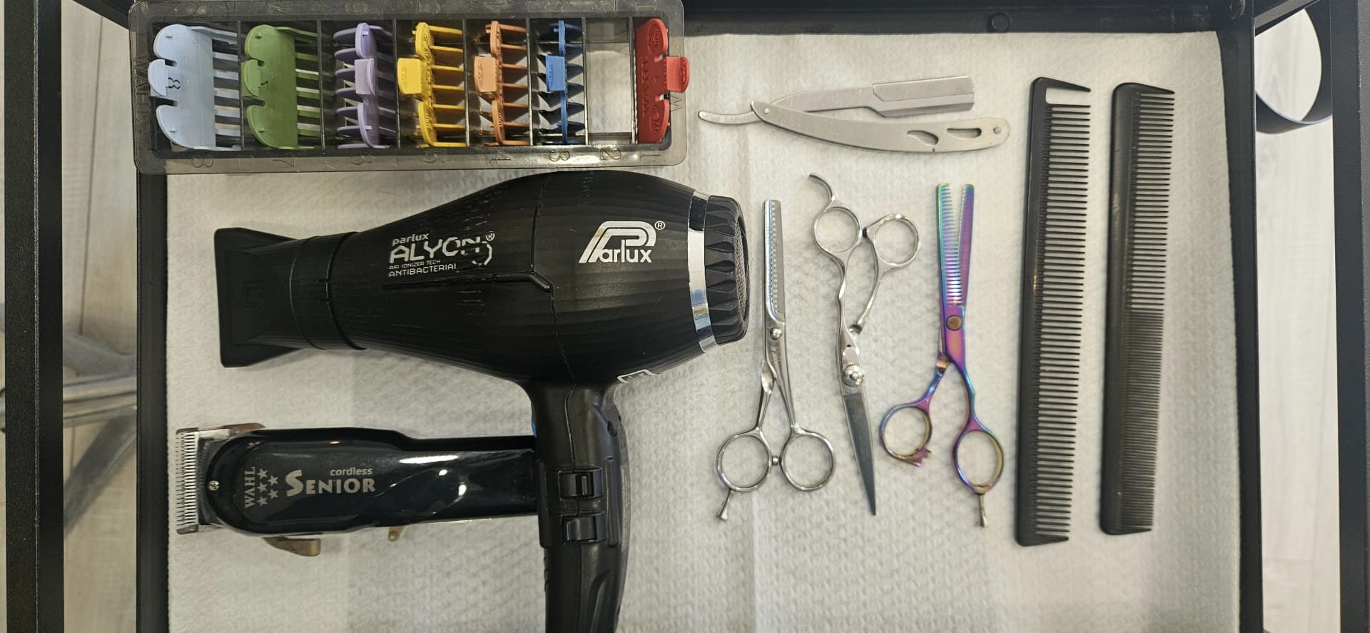Attrezzatura parrucchiere professionale